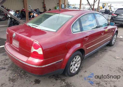 2003 Volkswagen Passat Gls from USA, damaged, VIN WVWPD63B33P194716